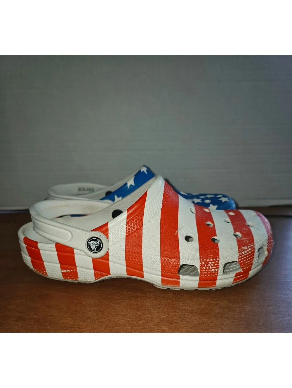 CROCS, Stars and Stripes, men's 8 ladies 10
